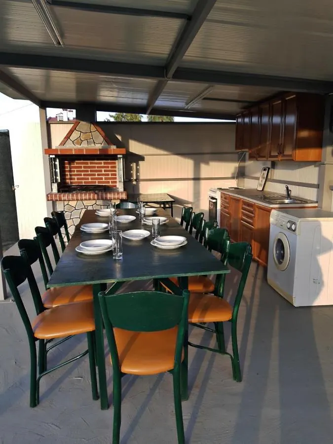 Oneiropagida House Villa Sarti