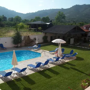 Vamvini Aparthotel